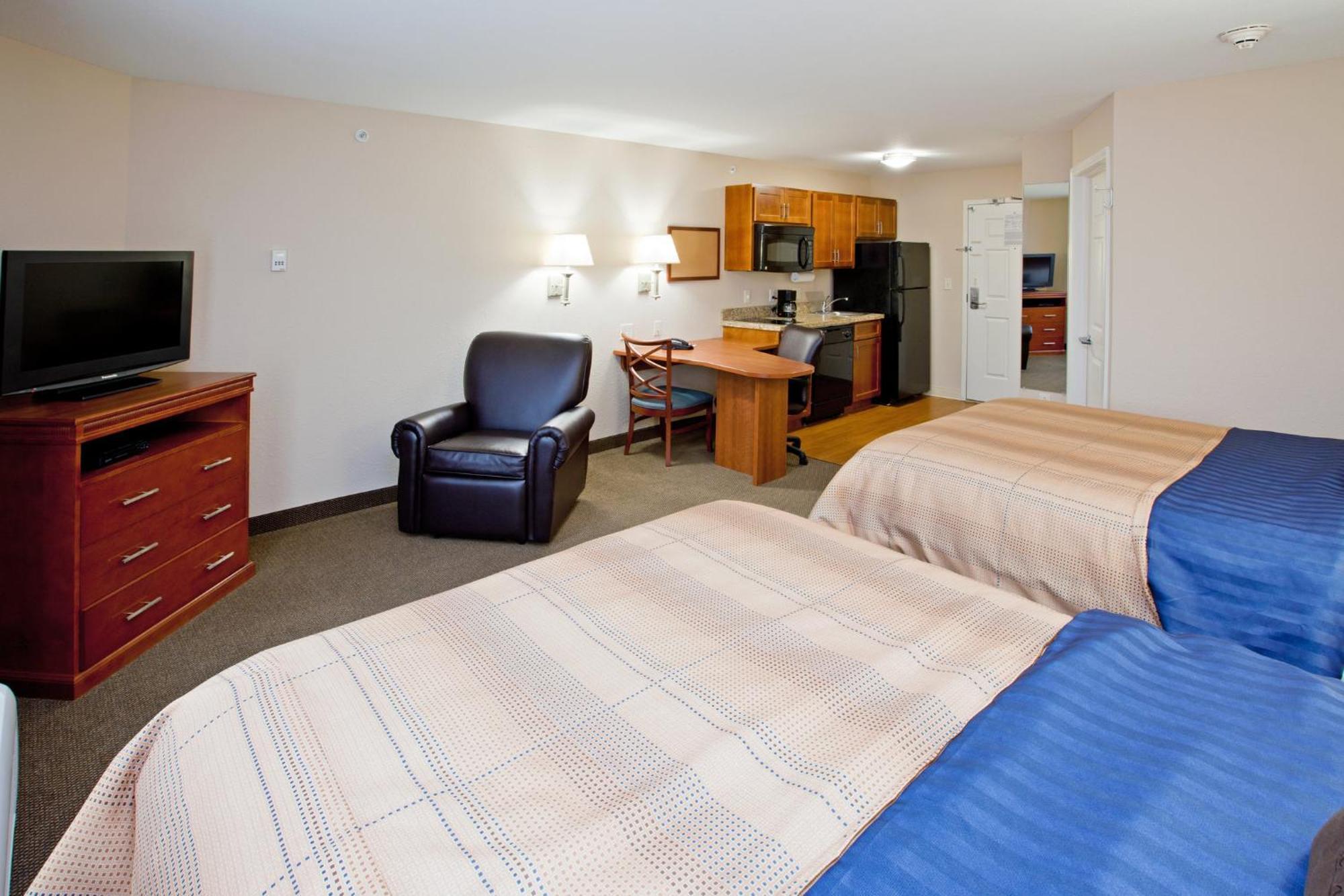 Candlewood Suites Indianapolis East By Ihg Indianápolis Exterior foto