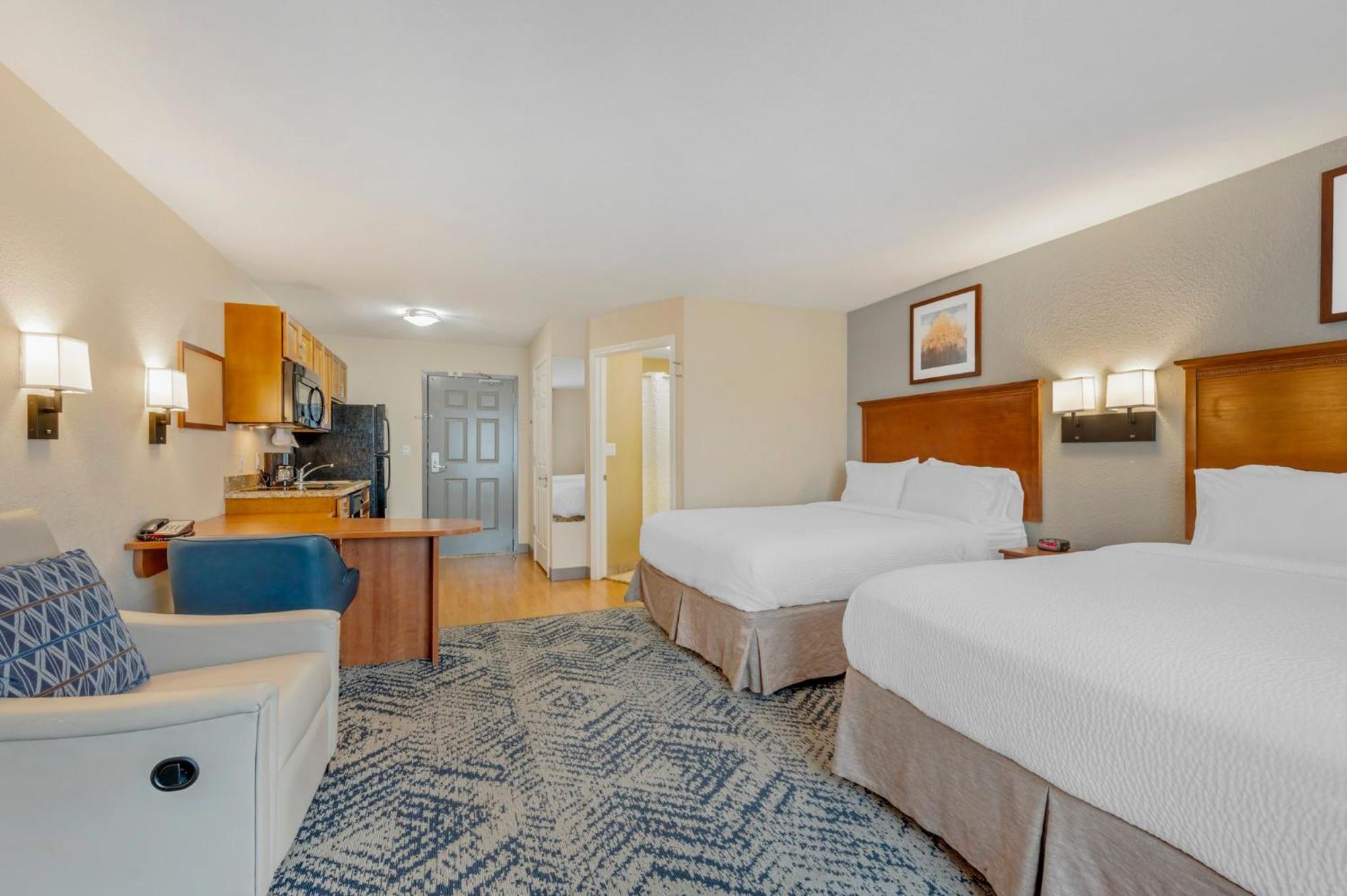 Candlewood Suites Indianapolis East By Ihg Indianápolis Exterior foto