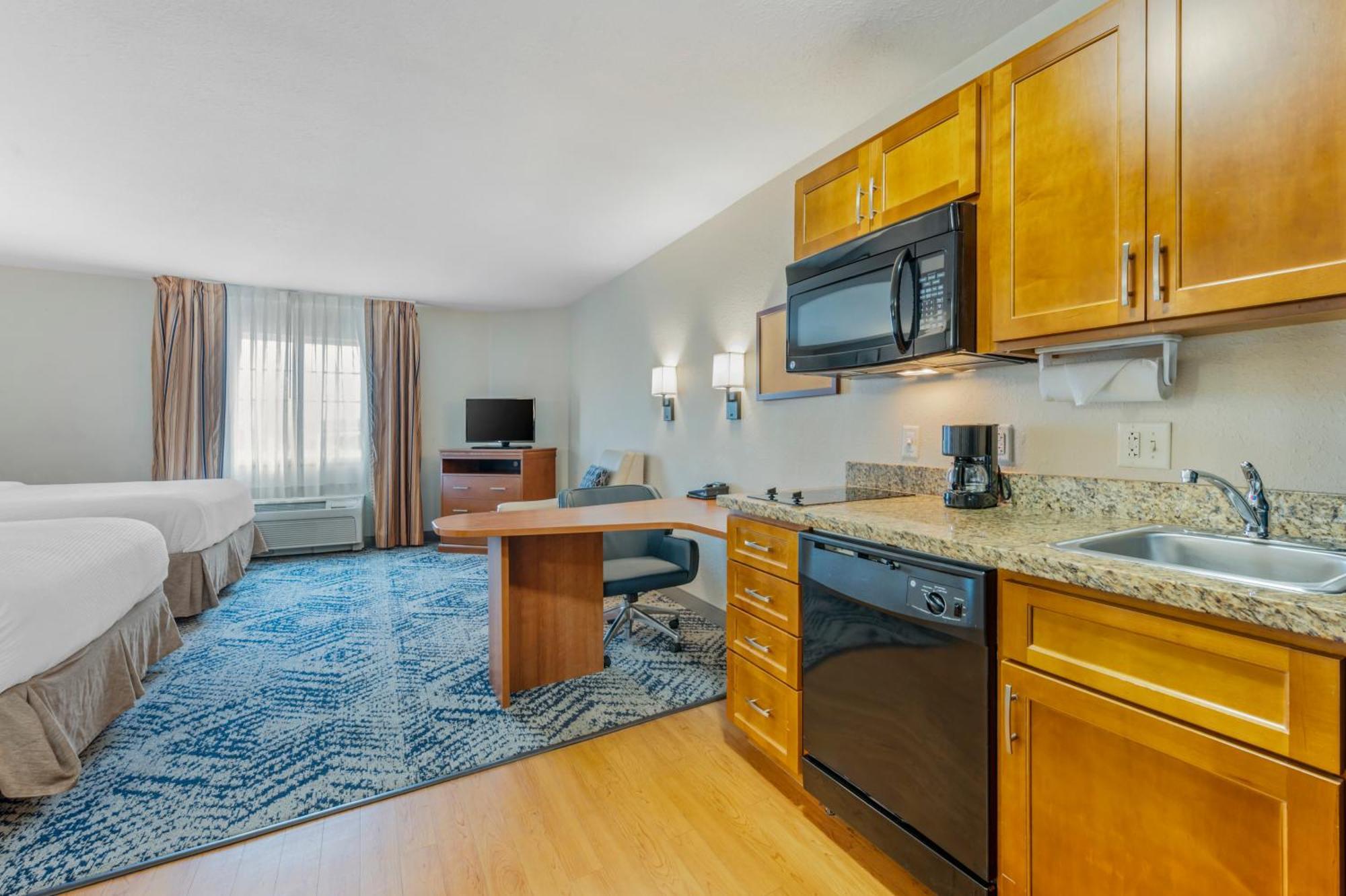 Candlewood Suites Indianapolis East By Ihg Indianápolis Exterior foto