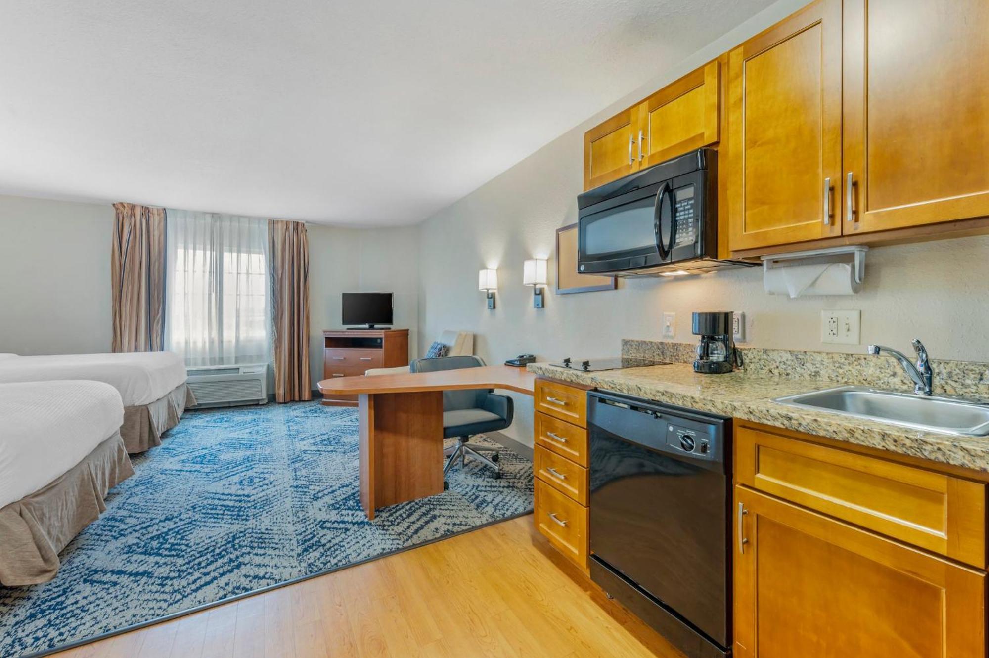 Candlewood Suites Indianapolis East By Ihg Indianápolis Exterior foto