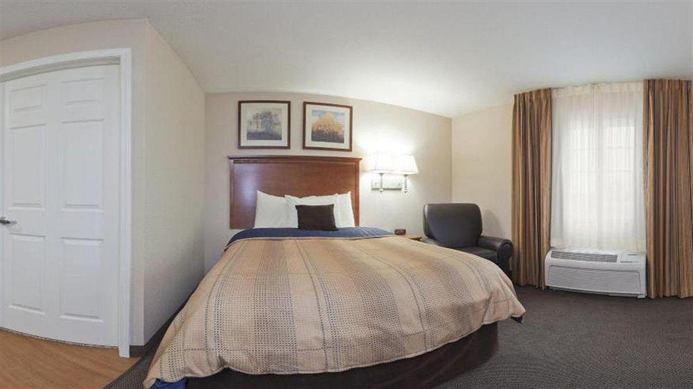 Candlewood Suites Indianapolis East By Ihg Indianápolis Exterior foto